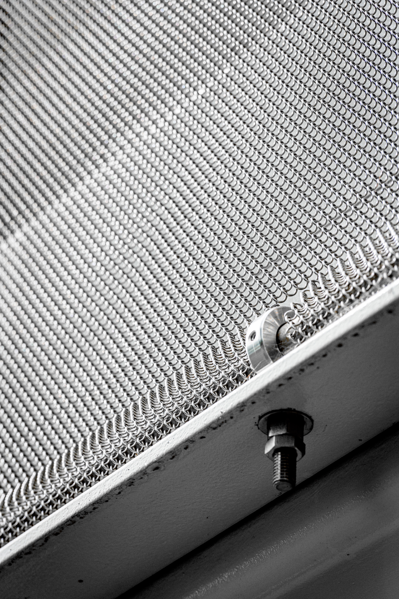 Children’s Hospital New Orleans Parking Garage Draped in Fabricoil